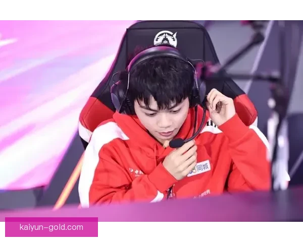 曹圭成在比赛中展现非凡阅读能力，助球队迎来状态回暖表现亮眼