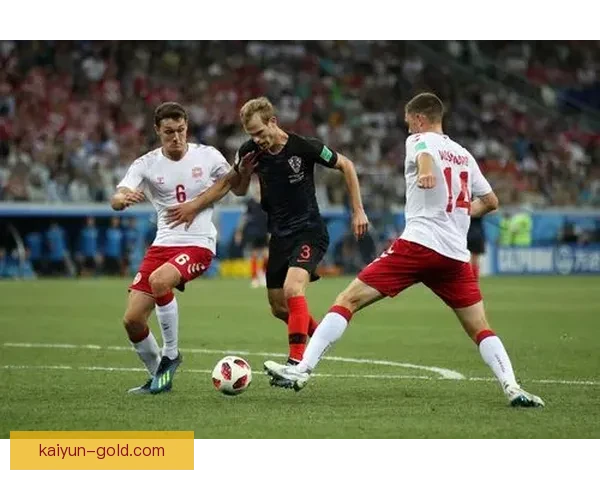 Rodri 在比赛中展现出独特的控球与出球能力，状态持续令人关注